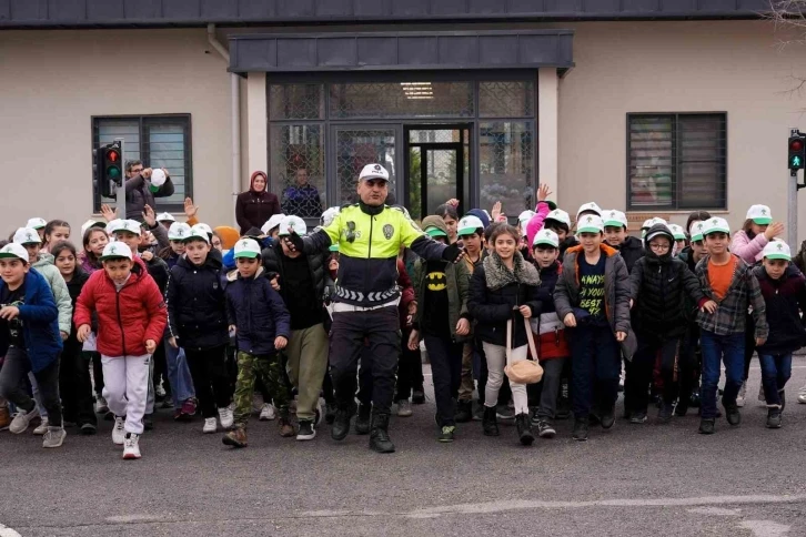 Şehitkamil’deki 54 bin 361 öğrenciye trafik eğitimi verildi
