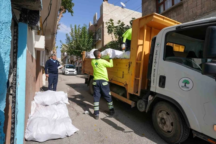 Şehitkamil’den dar gelirli ailelere yakacak yardımı
