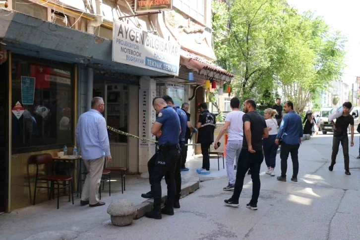 Şehrin göbeğinde silah sesleri, polis ekipleri harekete geçti
