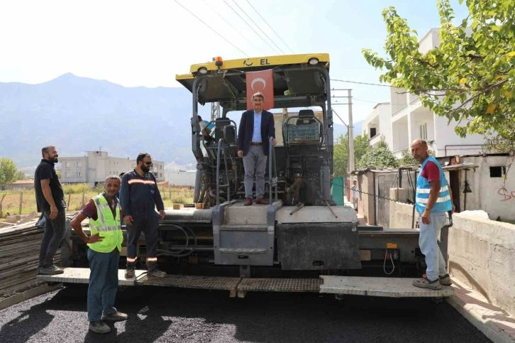 Şehzadeler Belediyesi’nden dört mahalleye 7 milyonluk hizmet
