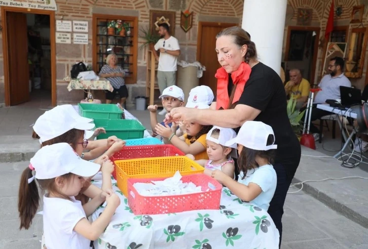 Şehzadeler’in minikleri geri dönüşümü uygulamalı öğrendi
