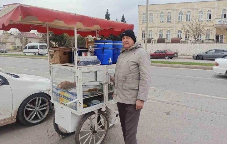 Şeker hastası olunca yiyemediği tatlıyı satmaya başladı
