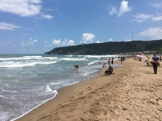 Sel felaketinin yaşandığı Bartın’da 3 plajda denize girmek yasaklandı
