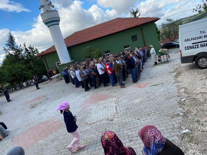 Selde hayatını kaybeden kadın toprağa verildi
