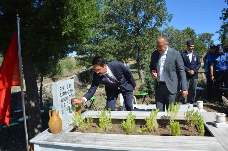 Selendi’de şehit ailesine ziyaret
