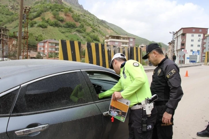 Şemdinli de trafik haftası etkinliği yapıldı
