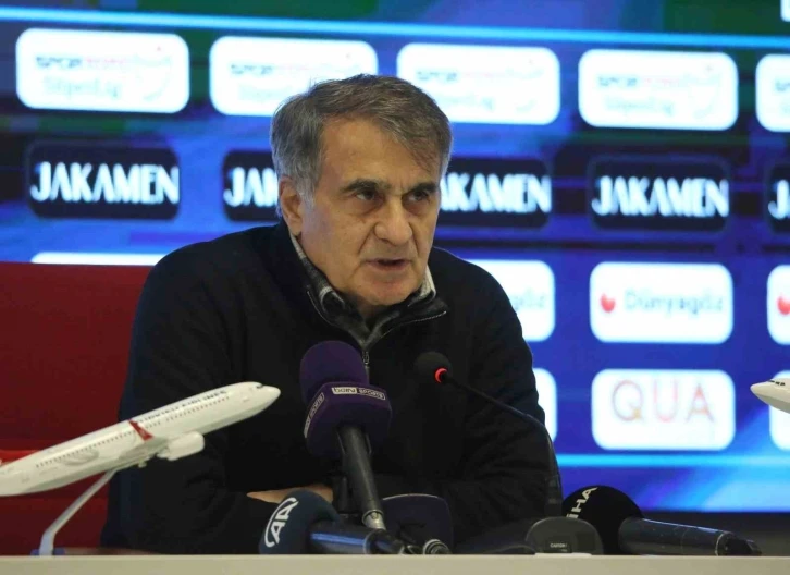 Şenol Güneş: “Şampiyonluk yarışında büyük yara aldık”
