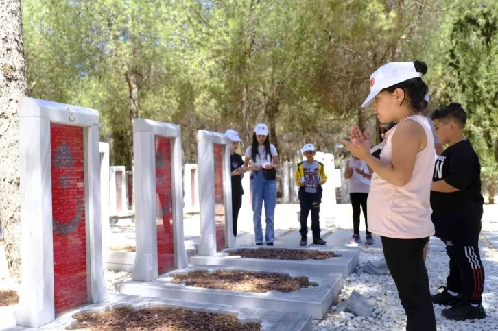 ’Şerife Bacı’nın torunları’ önce Çanakkale’yi gezdi
