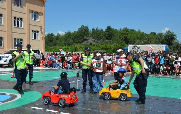 Serik'te trafik farkındalık eğitimi