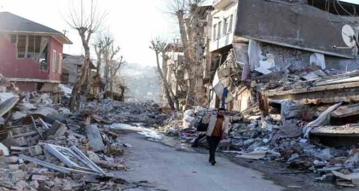 Sessizliğe bürünen Kahramanmaraş’ın ara sokakları havadan görüntülendi