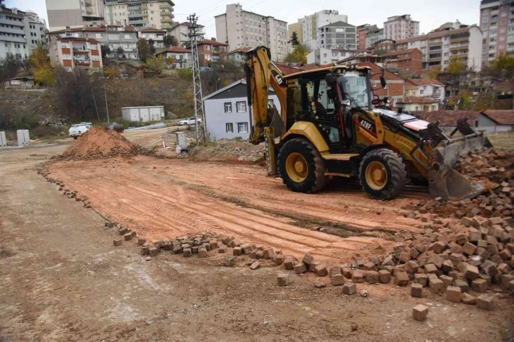 Şeyh Edebali Türbesi yolu çalışmaları devam ediyor
