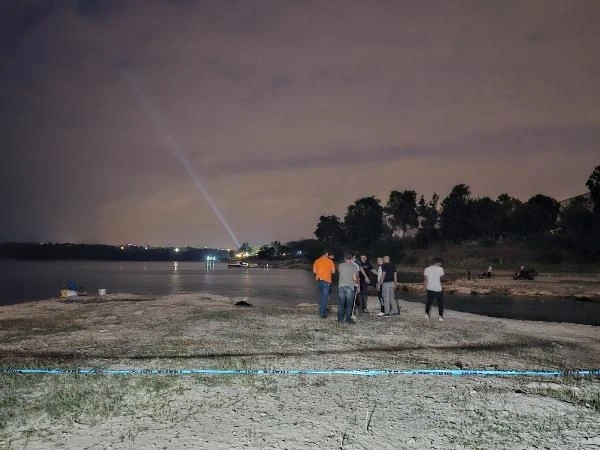 Seyhan Baraj Gölü'ne giren genç boğuldu