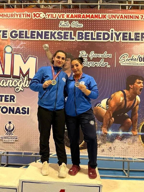 Seyhanlı haltercilerden 3 başarı