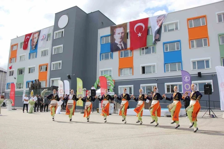 ’Siber güvenlik’ dersi de verilecek meslek lisesi Samsun’da eğitime başladı
