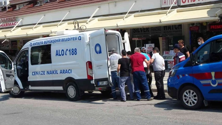 Side’de tatil yapan Belçikalı turist kaldığı otel odasında ölü bulundu
