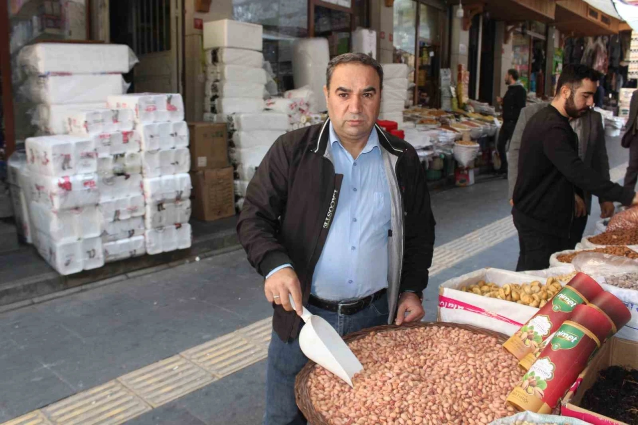 Siirt fıstığında rekolte arttı, fiyat düştü
