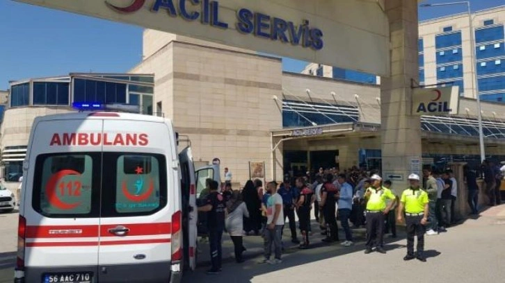 Siirt kırsalında yola döşenen mayın patladı: 2 asker yaralı