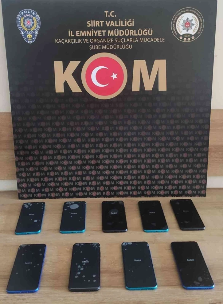 Siirt’te 9 adet kaçak cep telefonu ele geçirildi
