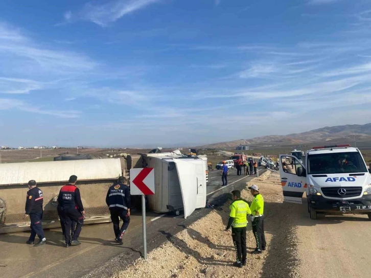 Siirt’te araçları ile arka arkaya giden kardeşleri ölüm ayırdı
