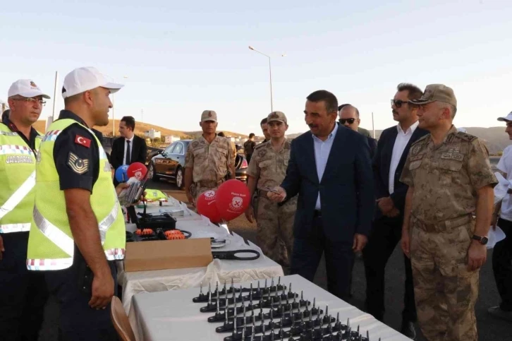 Siirt’te jandarma trafikte aşırı hıza dikkat çekti
