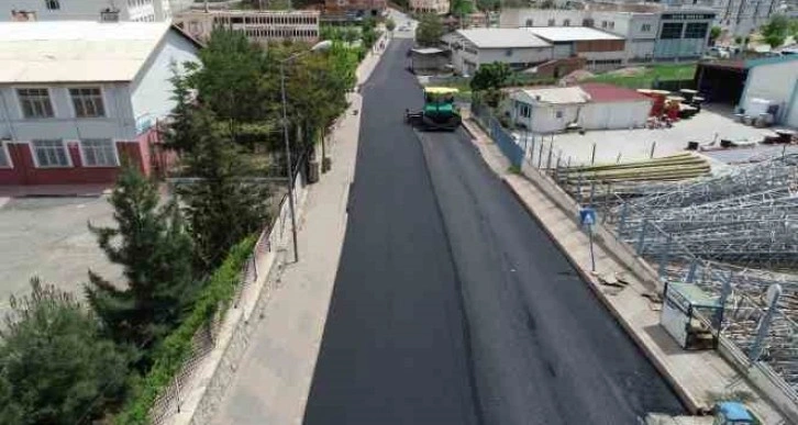 Siirt Valisi Hacıbektaşoğlu talimat verdi, kentte asfaltlanmayan yer kalmayacak