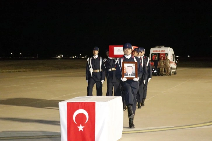 Siirt'te şehit asker için tören düzenlendi