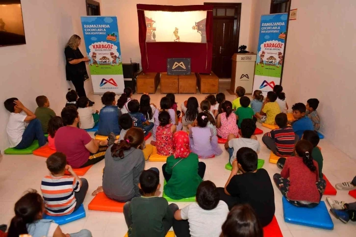 Silifkeli çocuklar Gazi Çiftliği’nde gölge oyunuyla buluştu
