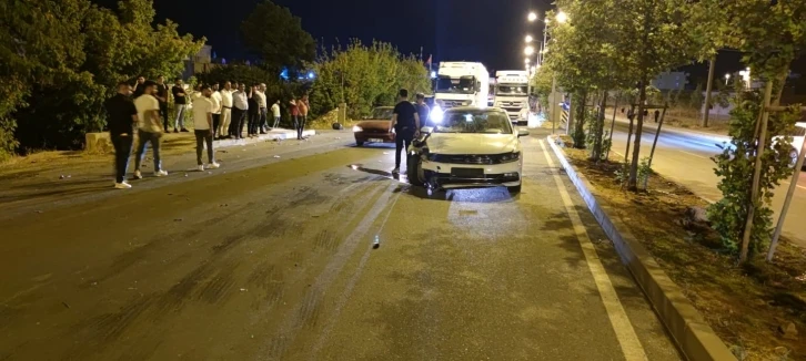 Silvan’da otomobilin çarptığı elektrikli bisiklet sürücüsü ağır yaralandı
