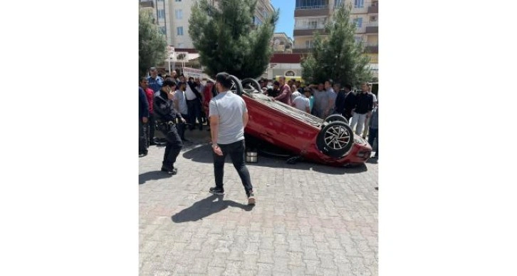 Silvan’da otomobil takla attı: 3 yaralı