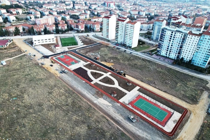 Sincan’da Mevlana Spor Kompleksi tamamlandı
