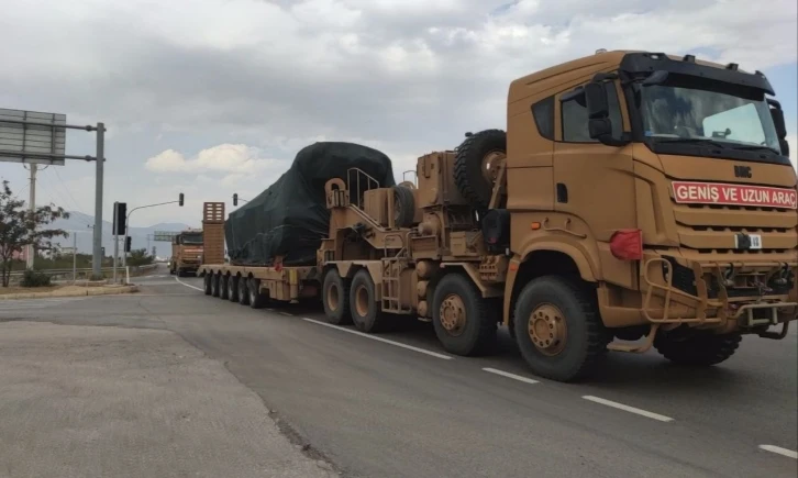 Sınır ötesine tank ve zırhlı araç sevkiyatı
