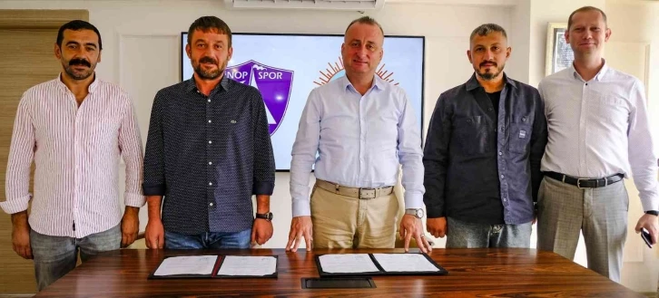 Sinop Belediyesi ve Sinopspor arasında protokol imzalandı
