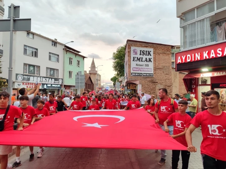 Sinop’ta mehter eşliğinde milli birlik yürüyüşü
