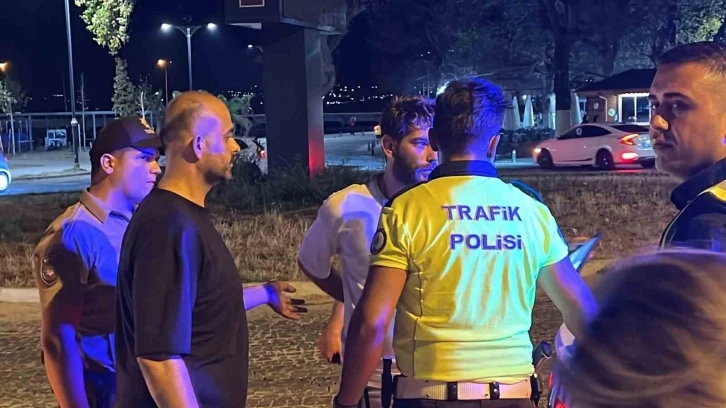 Sinop’ta polis denetimi: Alkollü sürücü polis ekiplerine zor anlar yaşattı
