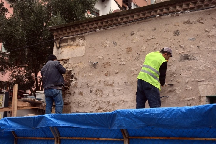 Sinop’ta tarihi Yeşil Türbe’nin restorasyon çalışmaları başladı
