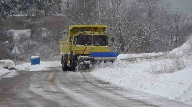 Sinop’u kar vurdu: 466 köyden 199’u ulaşıma kapalı
