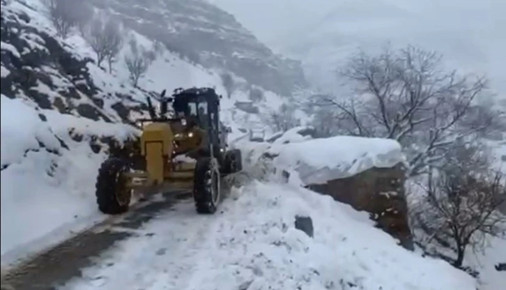 Şırnak’ta 26 yerleşim yerine ulaşım sağlanamıyor
