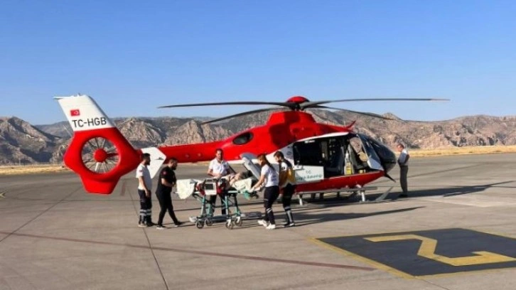 Şırnak’ta helikopter ambulans kanser hastası için havalandı