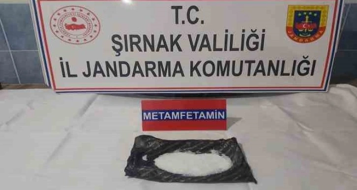 Şırnak’ta rehabilitasyon merkezi müdürünün aracında metamfetamin bulundu