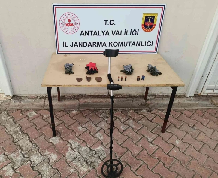 Sit alanında dedektör cihazı bulundu: 3 gözaltı
