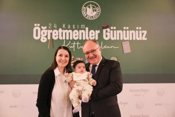 Sivas Belediyesi öğretmenleri unutmadı
