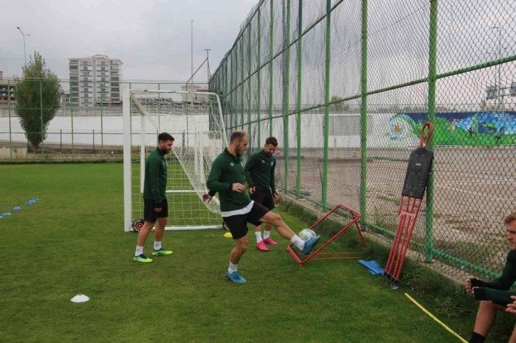 Sivas Belediyespor, Esenler Erokspor maçına hazırlanıyor
