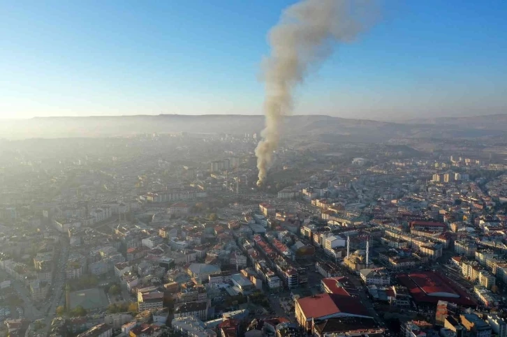 Sivas’ta korkutan yangında kundaklama şüphesi
