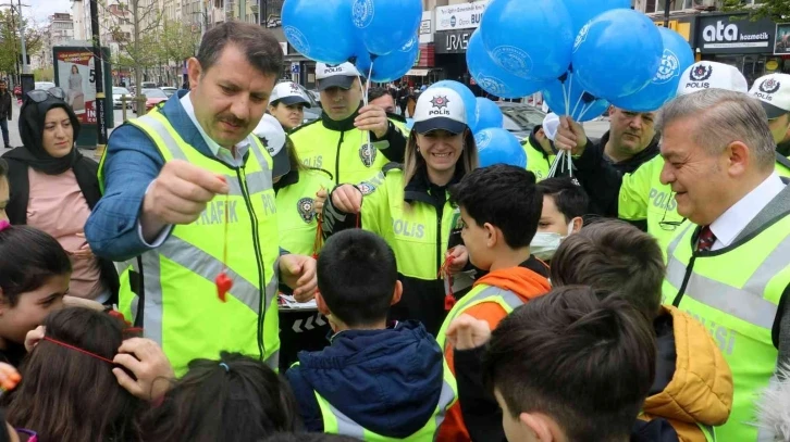 Sivas’ta ‘Trafik Haftası’ kutlandı
