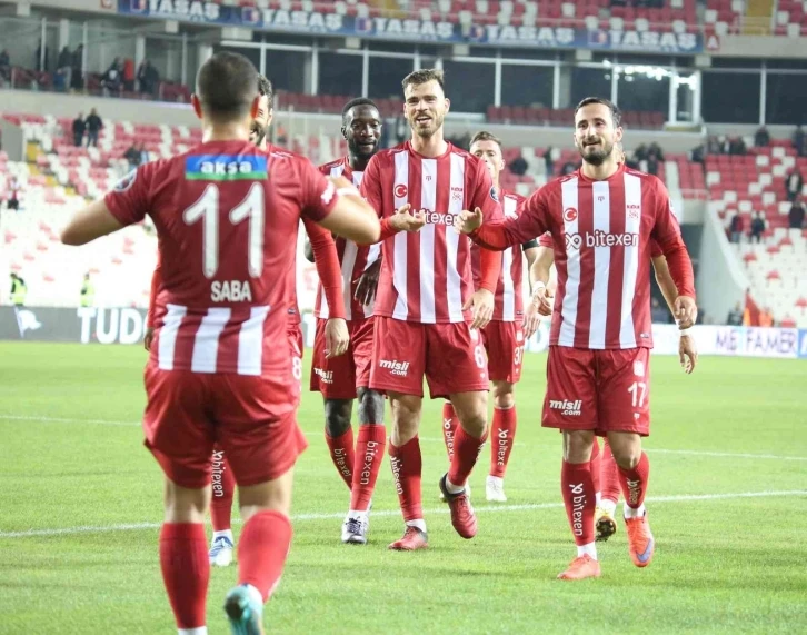 Sivasspor 3 puan istiyor
