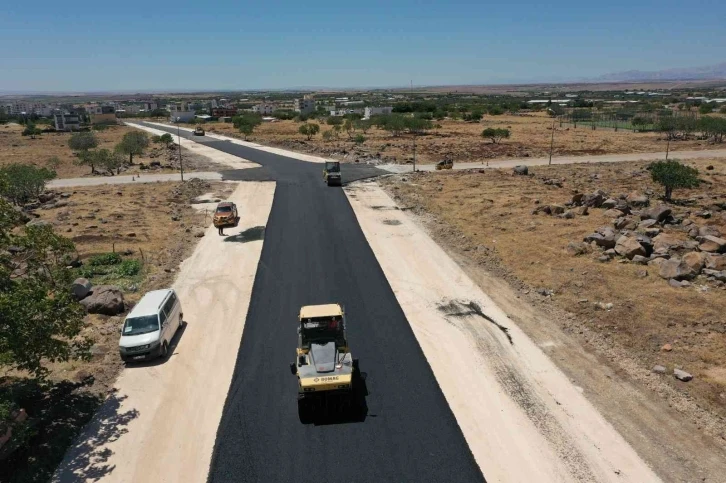 Siverek’te asfalt çalışmaları devam ediyor
