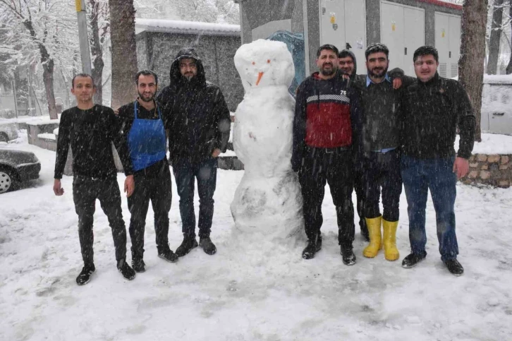 Siverek’te yoğun kar yağışı
