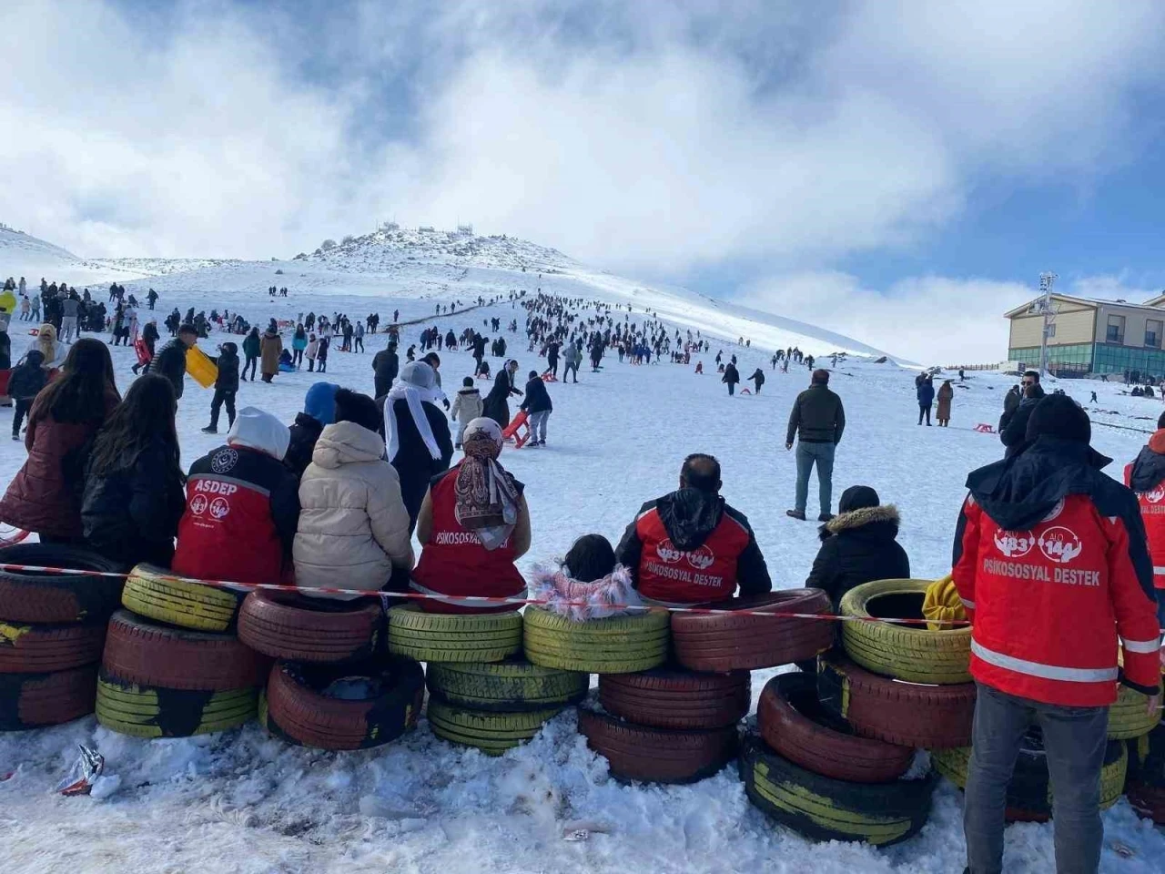 Siverekli çocuklar karacadağ’da unutulmaz bir gün geçirdi
