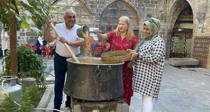 Siverek’te bulgur kaynatma geleneği şenlikle yaşatılıyor