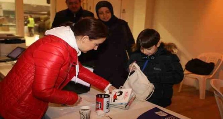 Sivri kardeşlerden duygulandıran bağış